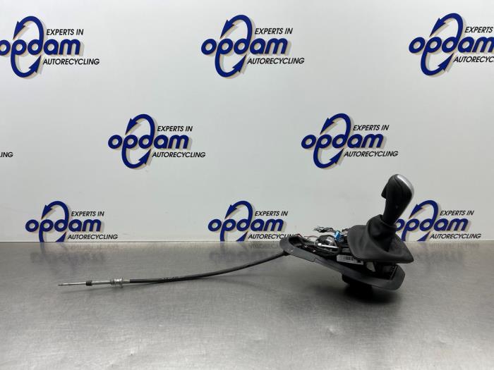 Gebruikte Selectiehendel automaat BMW 1 serie (E87/87N) 116i 1.6 16V Prijs € 100,00 Margeregeling aangeboden door Gebr Opdam B.V.