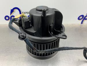 Gebruikte Blower Ford Focus 1 1.6 16V Prijs € 50,00 Margeregeling aangeboden door Gebr Opdam B.V.