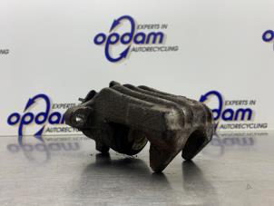 Gebruikte Remklauw (Tang) links-achter Seat Leon (1M1) 1.6 16V Prijs € 40,00 Margeregeling aangeboden door Gebr Opdam B.V.
