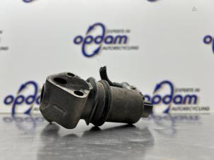 Gebruikte EGR Klep Seat Leon (1M1) 1.6 16V Prijs € 35,00 Margeregeling aangeboden door Gebr Opdam B.V.