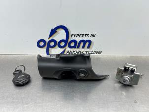 Gebruikte Set Cilindersloten (compleet) Mini Clubman (R55) 1.6 16V Cooper Prijs € 100,00 Margeregeling aangeboden door Gebr Opdam B.V.