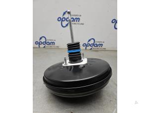 Gebruikte Rembekrachtiger Skoda Kodiaq 1.5 TSI 150 ACT 16V Prijs € 125,00 Margeregeling aangeboden door Gebr Opdam B.V.