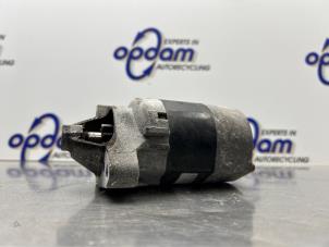 Gebruikte Startmotor Dacia Sandero I (BS) 1.2 16V Prijs € 35,00 Margeregeling aangeboden door Gebr Opdam B.V.