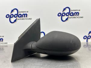 Gebruikte Spiegel Buiten links Lancia Ypsilon (843) 1.4 Prijs € 50,00 Margeregeling aangeboden door Gebr Opdam B.V.