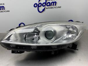 Gebruikte Koplamp links Mazda 5 (CWA9) 2.0i 16V Prijs € 500,00 Margeregeling aangeboden door Gebr Opdam B.V.