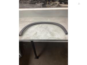 Gebruikte Wielrand achter Suzuki Vitara (LY/MY) 1.4 S Turbo 16V Prijs € 40,00 Margeregeling aangeboden door Gebr Opdam B.V.