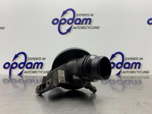 Gebruikte Thermostaathuis BMW 3 serie (F30) 320i 2.0 16V Prijs € 50,00 Margeregeling aangeboden door Gebr Opdam B.V.