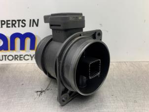 Gebruikte Luchtmassameter Volkswagen Polo V (6R) 1.6 TDI 16V 105 Prijs € 35,00 Margeregeling aangeboden door Gebr Opdam B.V.