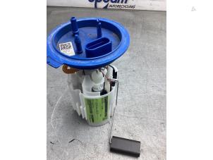 Gebruikte Benzinepomp Skoda Kodiaq 1.5 TSI 150 ACT 16V Prijs € 100,00 Margeregeling aangeboden door Gebr Opdam B.V.