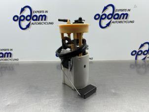 Gebruikte Tank element Pomp Skoda Fabia II Combi 1.2 TDI 12V Greenline Prijs € 75,00 Margeregeling aangeboden door Gebr Opdam B.V.