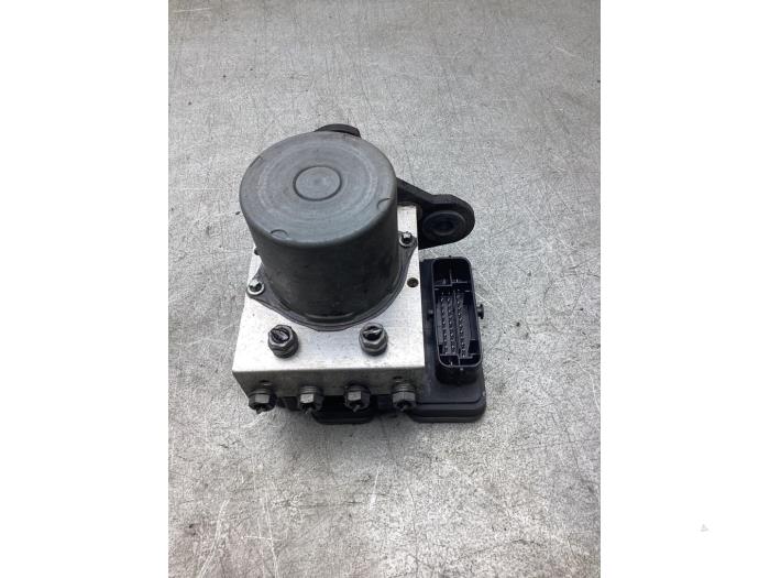 Gebruikte ABS Pomp Volkswagen Polo VI (AW1) 1.0 TSI 12V Prijs € 150,00 Margeregeling aangeboden door Gebr Opdam B.V.