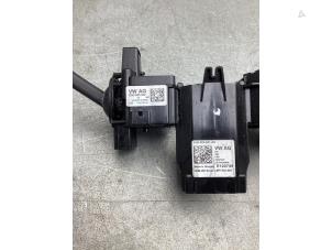 Gebruikte Combischakelaar Stuurkolom Volkswagen Polo VI (AW1) 1.0 TSI 12V Prijs € 75,00 Margeregeling aangeboden door Gebr Opdam B.V.