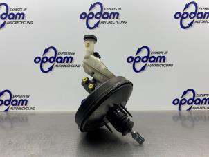 Gebruikte Rembekrachtiger Chevrolet Spark (M300) 1.0 16V Bifuel Prijs € 40,00 Margeregeling aangeboden door Gebr Opdam B.V.