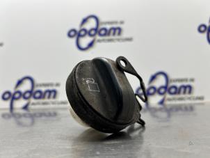 Gebruikte Tankdop Chevrolet Spark (M300) 1.0 16V Bifuel Prijs € 20,00 Margeregeling aangeboden door Gebr Opdam B.V.