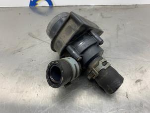 Gebruikte Thermostaathuis Volkswagen Golf V (1K1) 1.4 TSI 122 16V Prijs € 60,00 Margeregeling aangeboden door Gebr Opdam B.V.