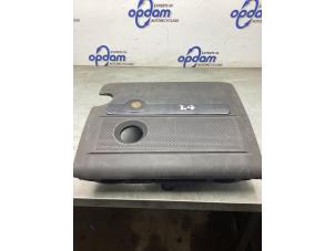 Gebruikte Luchtfilterhuis Volkswagen Golf Plus (5M1/1KP) 1.4 16V Prijs € 35,00 Margeregeling aangeboden door Gebr Opdam B.V.