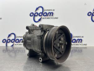 Gebruikte Aircopomp Renault Clio III (BR/CR) 1.2 16V TCe 100 Prijs € 50,00 Margeregeling aangeboden door Gebr Opdam B.V.