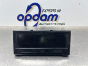 Gebruikte Display Interieur Volvo V50 (MW) 1.6 D 16V Prijs € 50,00 Margeregeling aangeboden door Gebr Opdam B.V.