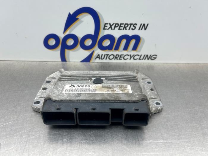 Gebruikte Computer Motormanagement Renault Scénic II (JM) 1.6 16V Prijs € 75,00 Margeregeling aangeboden door Gebr Opdam B.V.