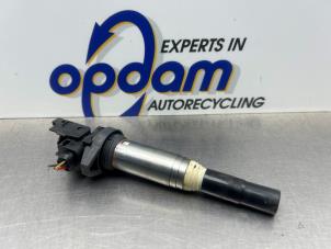 Gebruikte Bobine BMW 5 serie (E60) 520i 24V Prijs € 25,00 Margeregeling aangeboden door Gebr Opdam B.V.