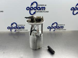 Gebruikte Benzinepomp Fiat 500 (312) 0.9 TwinAir 80 Prijs € 85,00 Margeregeling aangeboden door Gebr Opdam B.V.