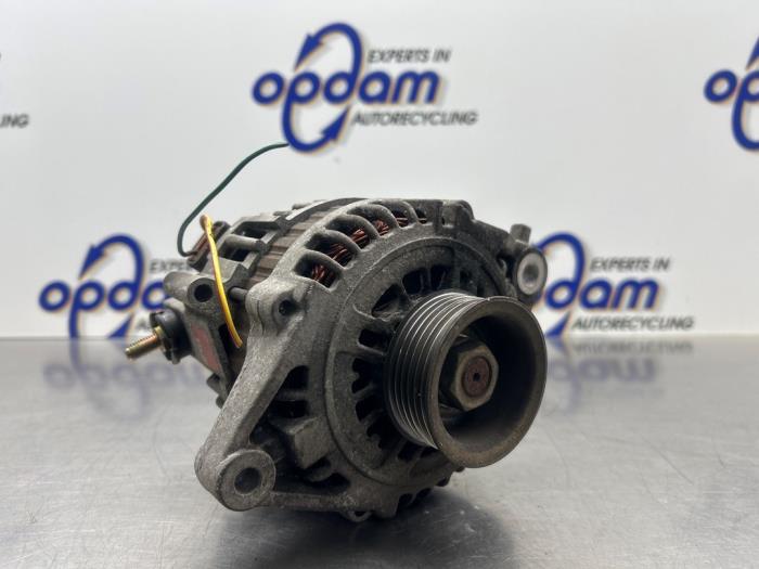 Gebruikte Dynamo Nissan Almera (N16) 1.5 16V Prijs € 50,00 Margeregeling aangeboden door Gebr Opdam B.V.