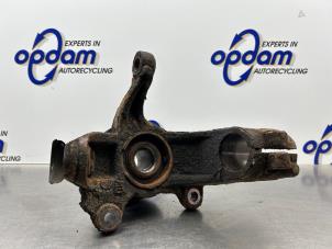 Gebruikte Fusee links-voor Ford S-Max (GBW) 2.0 Ecoboost 16V Prijs € 50,00 Margeregeling aangeboden door Gebr Opdam B.V.