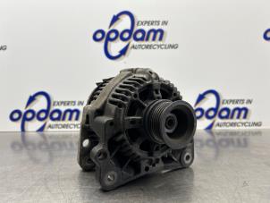 Gebruikte Dynamo Volkswagen Polo III (6N1) 1.4i 60 Prijs € 50,00 Margeregeling aangeboden door Gebr Opdam B.V.