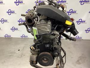 Gebruikte Motor Renault Clio III Estate/Grandtour (KR) 1.2 16V TCE 100 Prijs € 400,00 Margeregeling aangeboden door Gebr Opdam B.V.