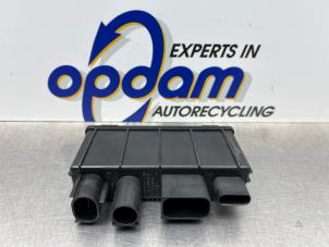 Gebruikte Stroomverdeler Mini Mini (F56) 2.0 16V Cooper S Prijs € 50,00 Margeregeling aangeboden door Gebr Opdam B.V.