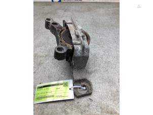 Gebruikte Motorsteun Volvo V40 (MV) 1.6 T3 GTDi 16V Prijs € 30,00 Margeregeling aangeboden door Gebr Opdam B.V.