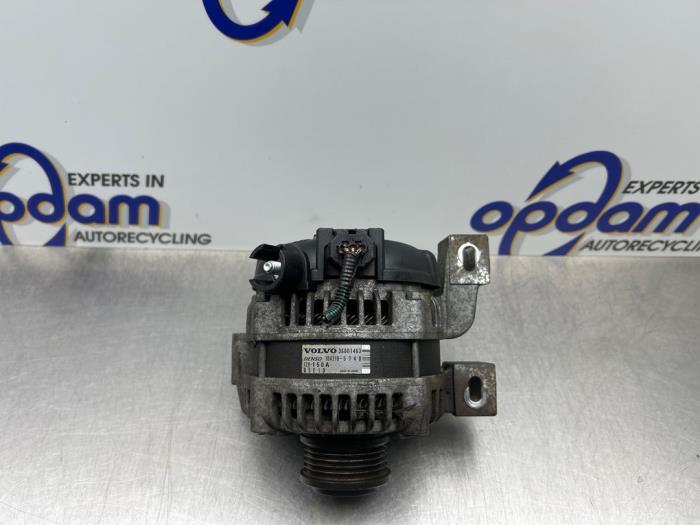 Dynamo van een Volvo V50 (MW) 2.4 20V 2005