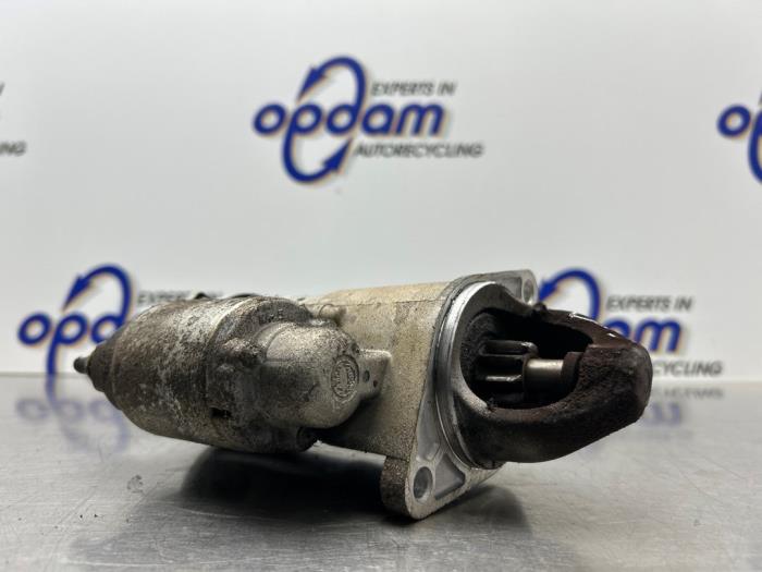 Gebruikte Startmotor Opel Astra H GTC (L08) 1.6 16V Prijs € 25,00 Margeregeling aangeboden door Gebr Opdam B.V.