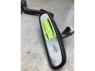 Gebruikte Binnenspiegel Landrover Range Rover Evoque (LVJ/LVS) 2.2 TD4 16V Prijs € 50,00 Margeregeling aangeboden door Gebr Opdam B.V.