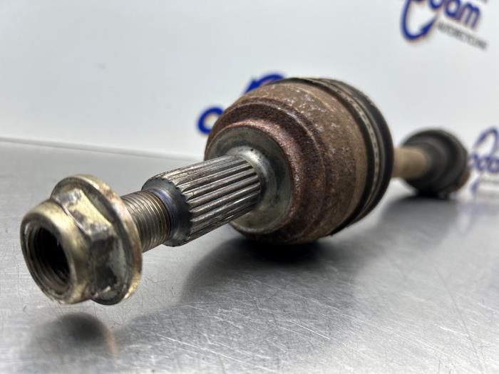 Aandrijfas links-voor van een Renault Grand Scénic II (JM) 2.0 16V 2008