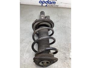 Gebruikte Mac Phersonpoot links-voor Volvo V40 (MV) 2.0 D4 16V Prijs € 60,00 Margeregeling aangeboden door Gebr Opdam B.V.