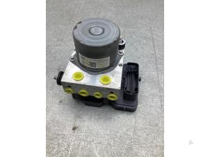 Gebruikte ABS Pomp Toyota ProAce 2.0 D-4D 140 16V Prijs € 302,50 Inclusief btw aangeboden door Gebr Opdam B.V.