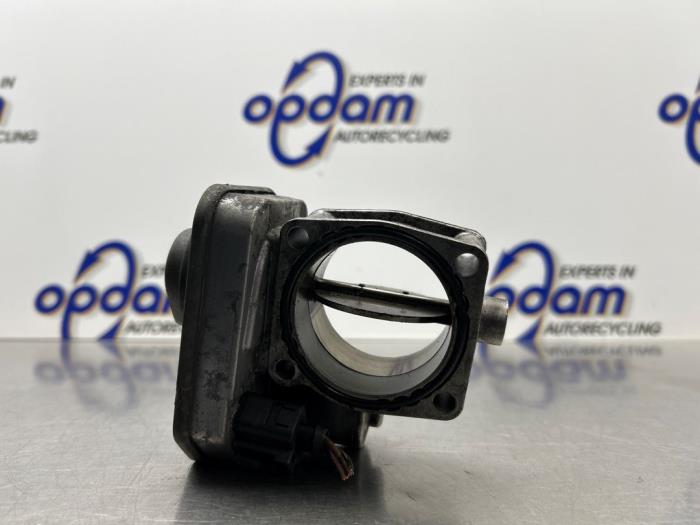 Gebruikte Gasklephuis Opel Zafira (M75) 1.7 CDTi 16V Prijs € 50,00 Margeregeling aangeboden door Gebr Opdam B.V.