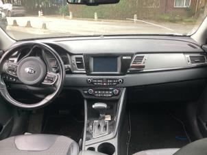 Gebruikte Airbag Set + Module Kia Niro I (DE) 1.6 GDI Hybrid Prijs op aanvraag aangeboden door Gebr Opdam B.V.