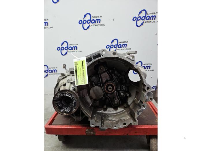 Gebruikte Versnellingsbak Volkswagen Beetle (16AB) 1.4 TSI 160 16V Prijs € 900,00 Margeregeling aangeboden door Gebr Opdam B.V.