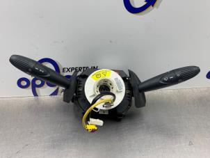 Gebruikte Licht + Raw Schakelaar Ford Ka II 1.2 Prijs € 75,00 Margeregeling aangeboden door Gebr Opdam B.V.