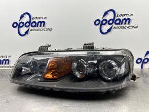 Gebruikte Linker Koplamp Fiat Punto II (188) 1.2 60 S Prijs € 30,00 Margeregeling aangeboden door Gebr Opdam B.V.