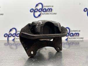 Gebruikte Remklauw (Tang) links-voor Ford Ka II 1.2 Prijs € 35,00 Margeregeling aangeboden door Gebr Opdam B.V.
