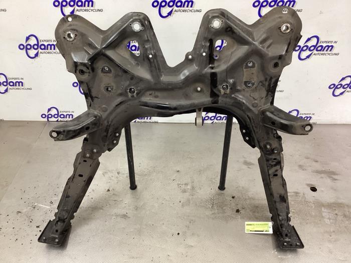 Gebruikte Subframe Fiat 500 (312) 1.0 Hybrid Prijs € 200,00 Margeregeling aangeboden door Gebr Opdam B.V.
