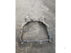 Gebruikte Subframe Chevrolet Spark (M300) 1.0 16V Bifuel Prijs € 100,00 Margeregeling aangeboden door Gebr Opdam B.V.