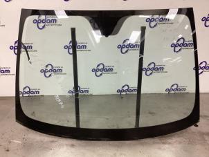 Gebruikte Ruit voor Fiat 500 (312) 1.0 Hybrid Prijs € 200,00 Margeregeling aangeboden door Gebr Opdam B.V.