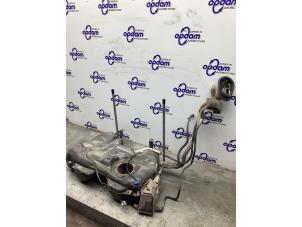 Gebruikte Brandstoftank Mercedes CLA (118.3) 2.0 CLA-220 Turbo 16V Prijs € 250,00 Margeregeling aangeboden door Gebr Opdam B.V.