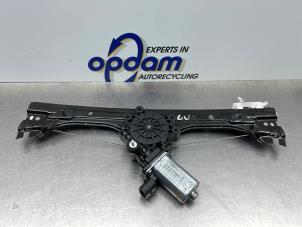Gebruikte Ruitmechaniek 2Deurs links-voor Fiat 500 (312) 1.0 Hybrid Prijs € 60,00 Margeregeling aangeboden door Gebr Opdam B.V.