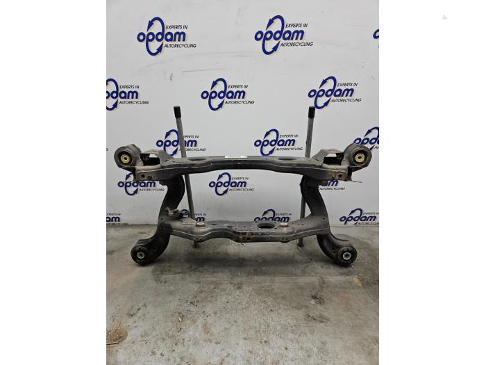 Gebruikte Subframe Mercedes CLA (118.3) 2.0 CLA-220 Turbo 16V Prijs € 350,00 Margeregeling aangeboden door Gebr Opdam B.V.
