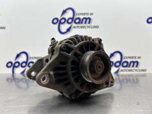 Gebruikte Dynamo Mitsubishi Colt (CJ) 1.3 16V Prijs € 50,00 Margeregeling aangeboden door Gebr Opdam B.V.